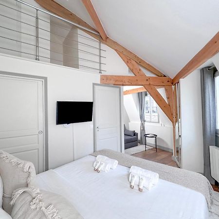 St Michel - Deluxe Apartment - Harpe Parijs Buitenkant foto