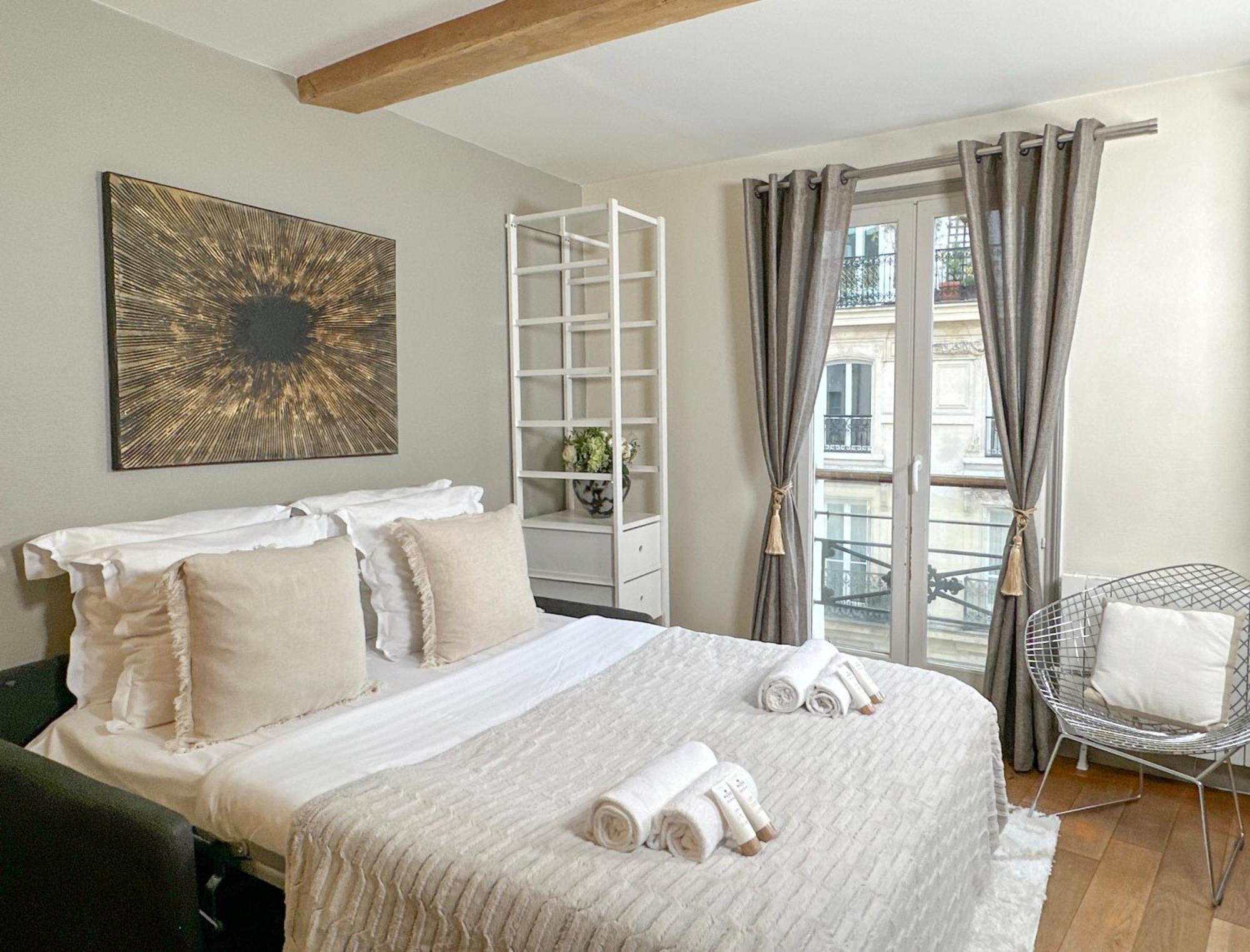 St Michel - Deluxe Apartment - Harpe Parijs Buitenkant foto