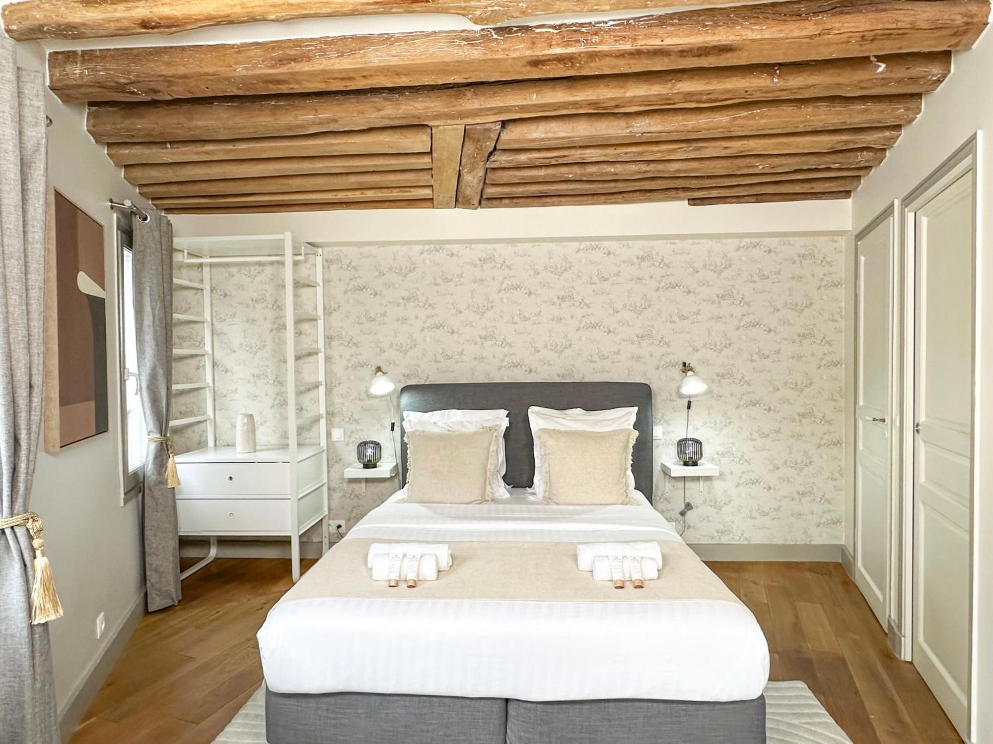 St Michel - Deluxe Apartment - Harpe Parijs Buitenkant foto