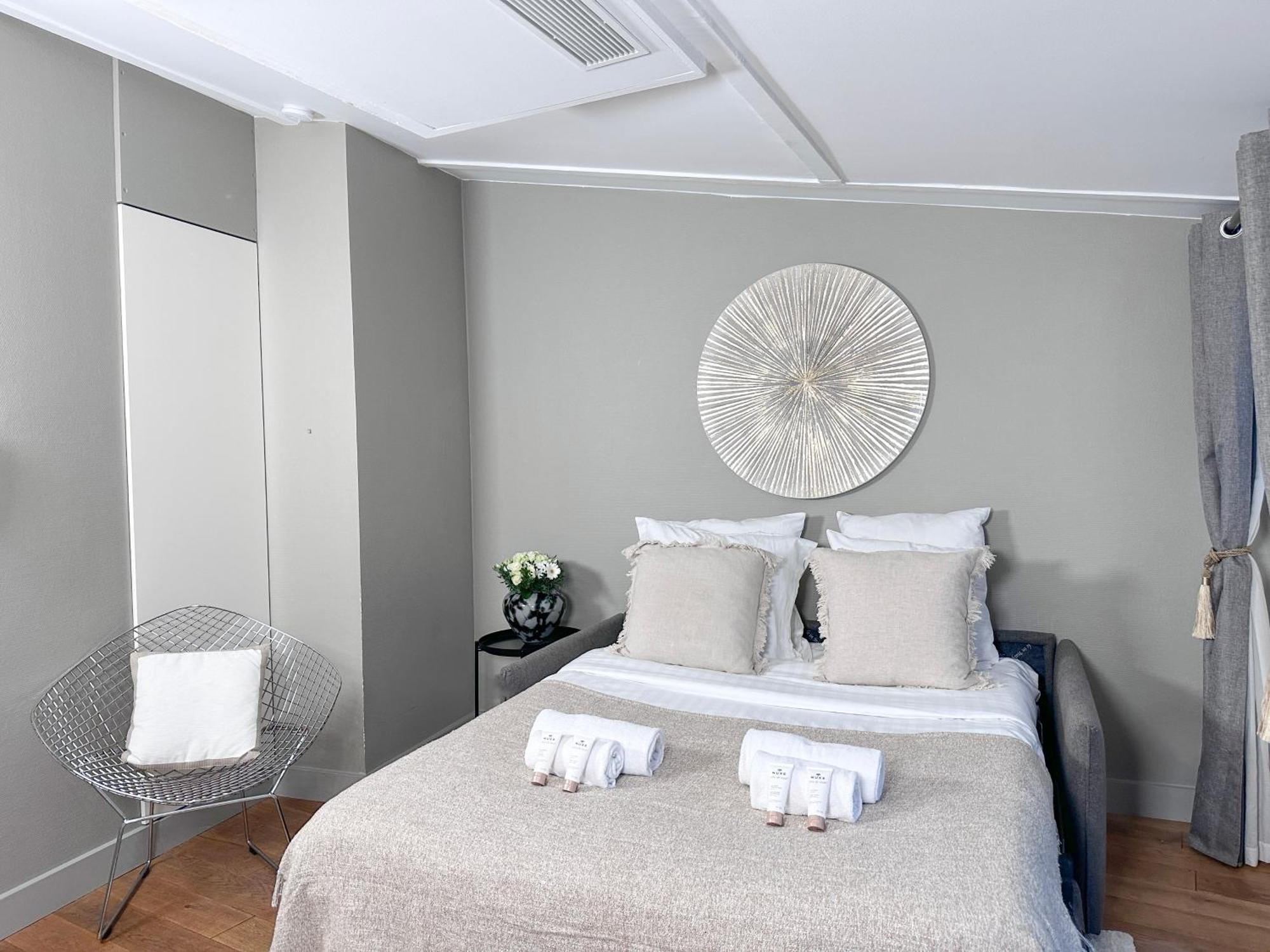 St Michel - Deluxe Apartment - Harpe Parijs Buitenkant foto