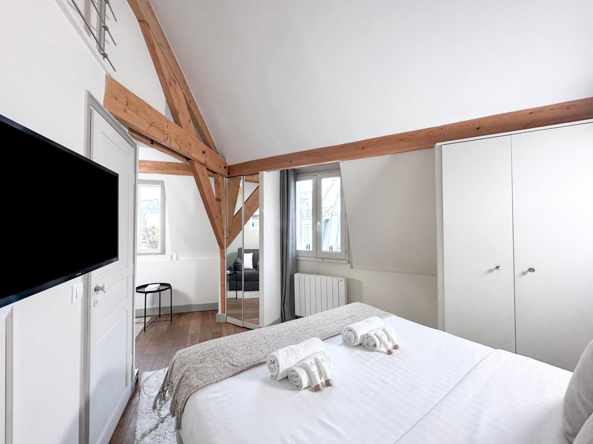 St Michel - Deluxe Apartment - Harpe Parijs Buitenkant foto