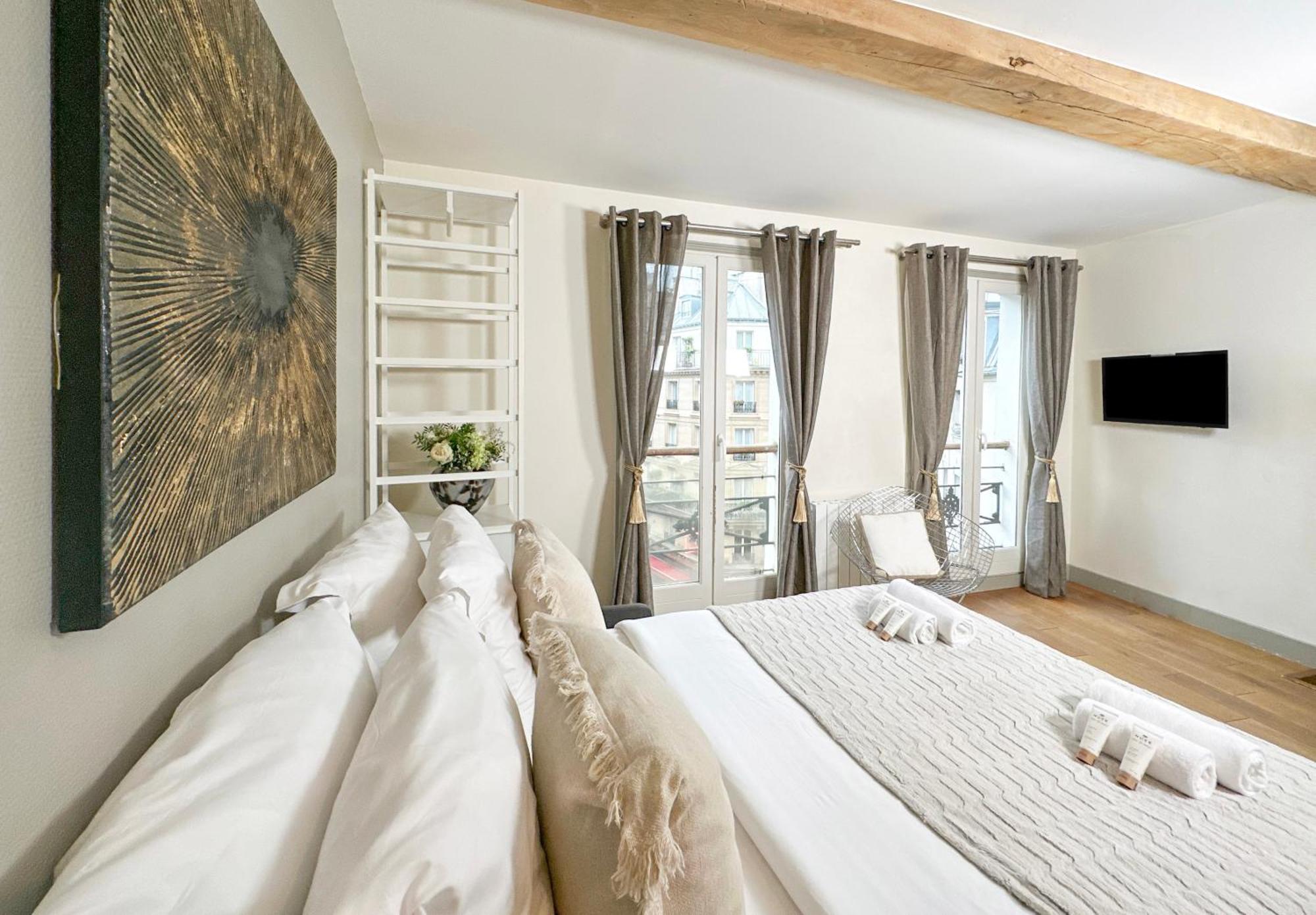 St Michel - Deluxe Apartment - Harpe Parijs Buitenkant foto